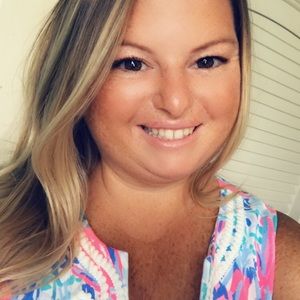 Meet your posher, Brittany.